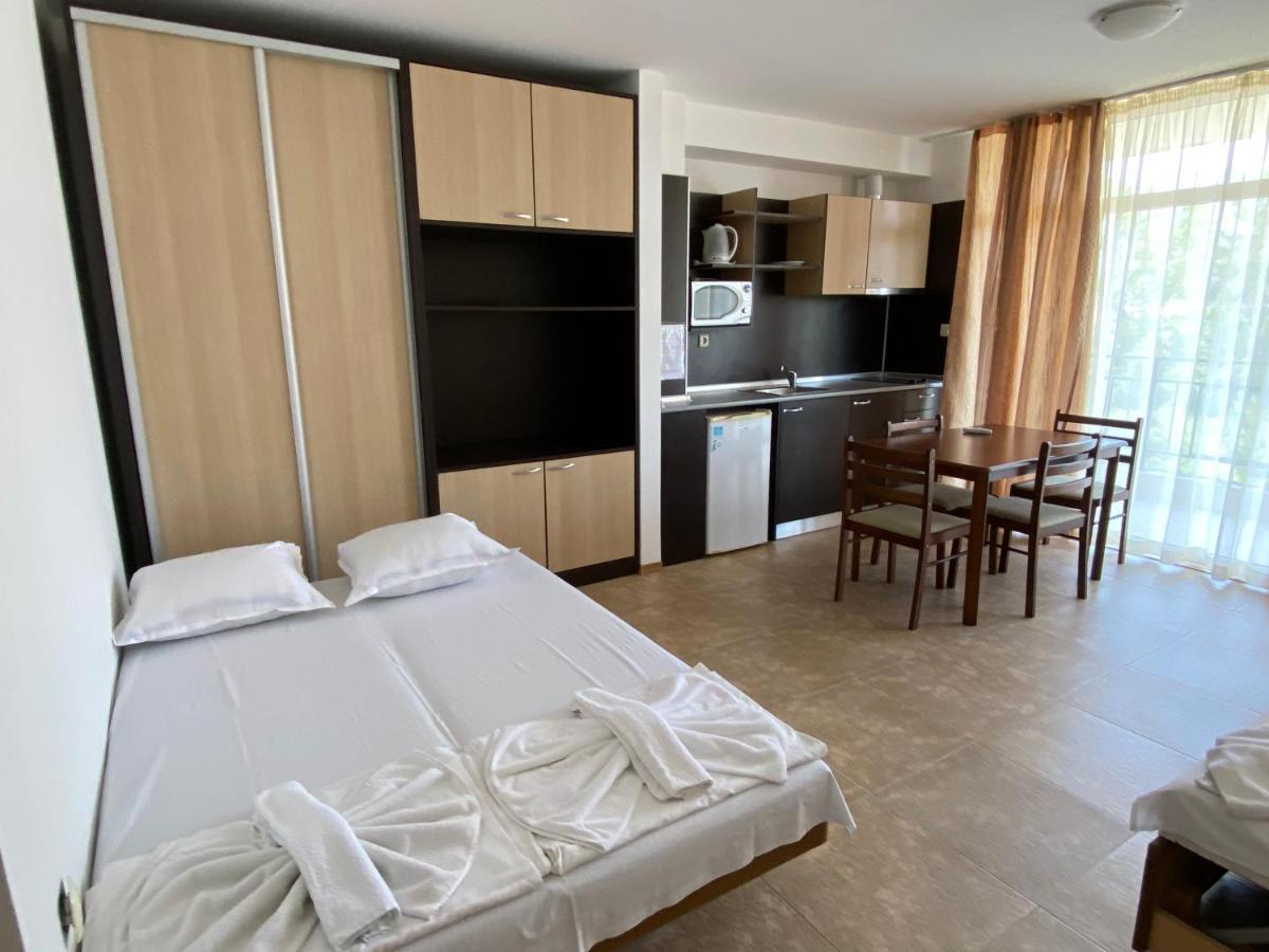 Holiday Apartments Grand Kamelia Slântsjev Brjag Eksteriør bilde