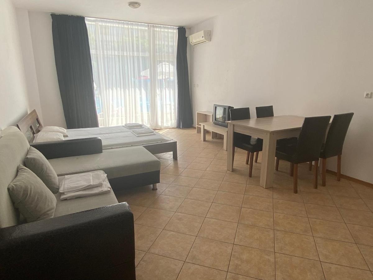 Holiday Apartments Grand Kamelia Slântsjev Brjag Eksteriør bilde
